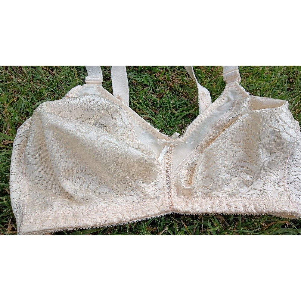 NWOT Bali Double Support Lace Wirefree Bra 34D Ivory Full Coverage Floral Bow - Picture 2 of 9